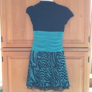 Girl’s size 10 aqua blue and black dress